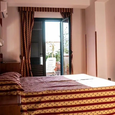 Hotel Giorgia 3*